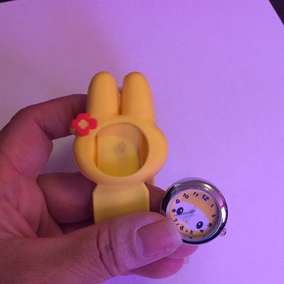 Hello kitty friend strap watch 💛🎀🕗🎀💛 - Picture 11 of 16